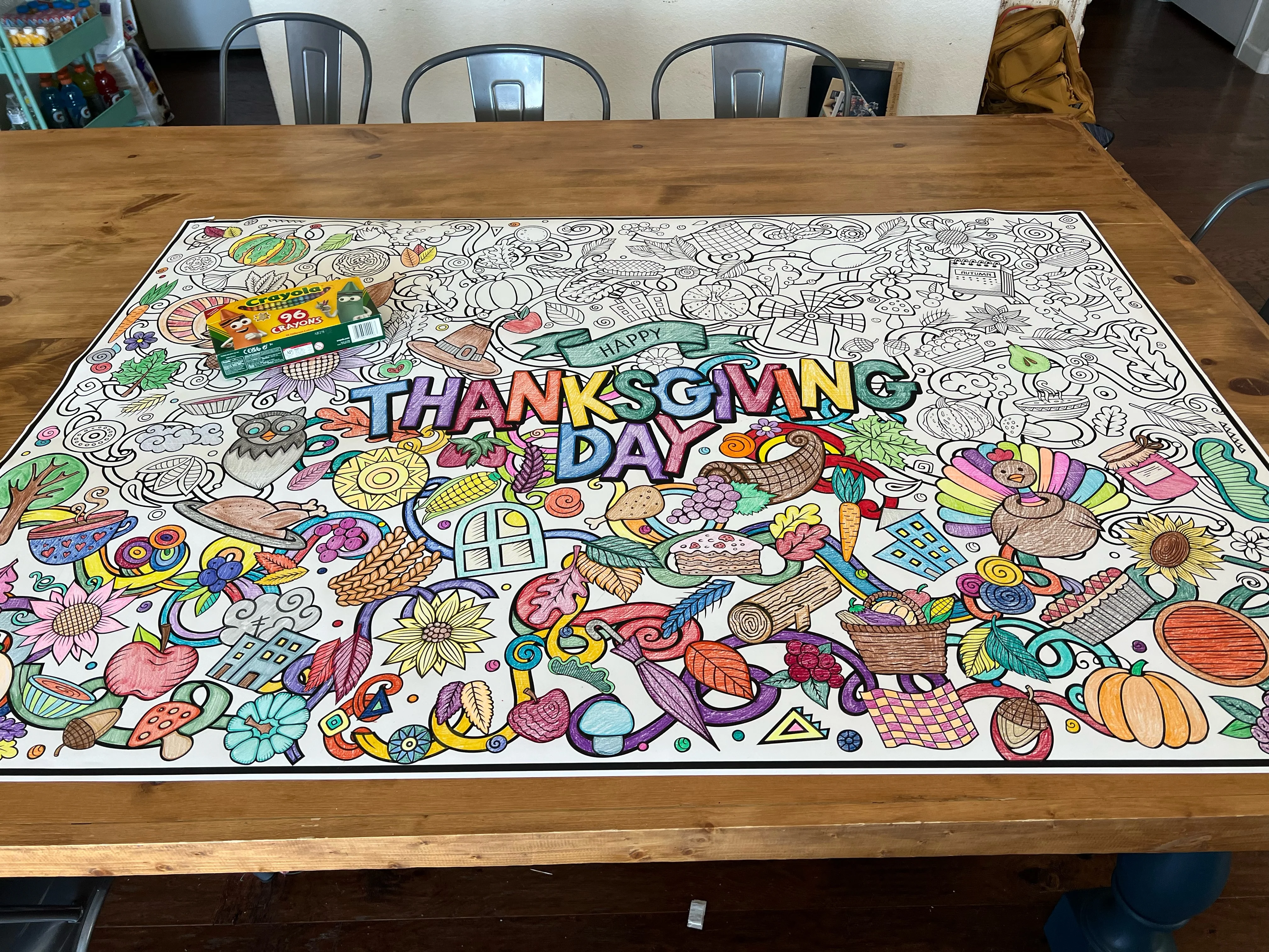 Thanksgiving Giant Coloring Poster – Large Holiday Wall Art for Families & Group Coloring Activity for Parties & Celebrations - Image 4