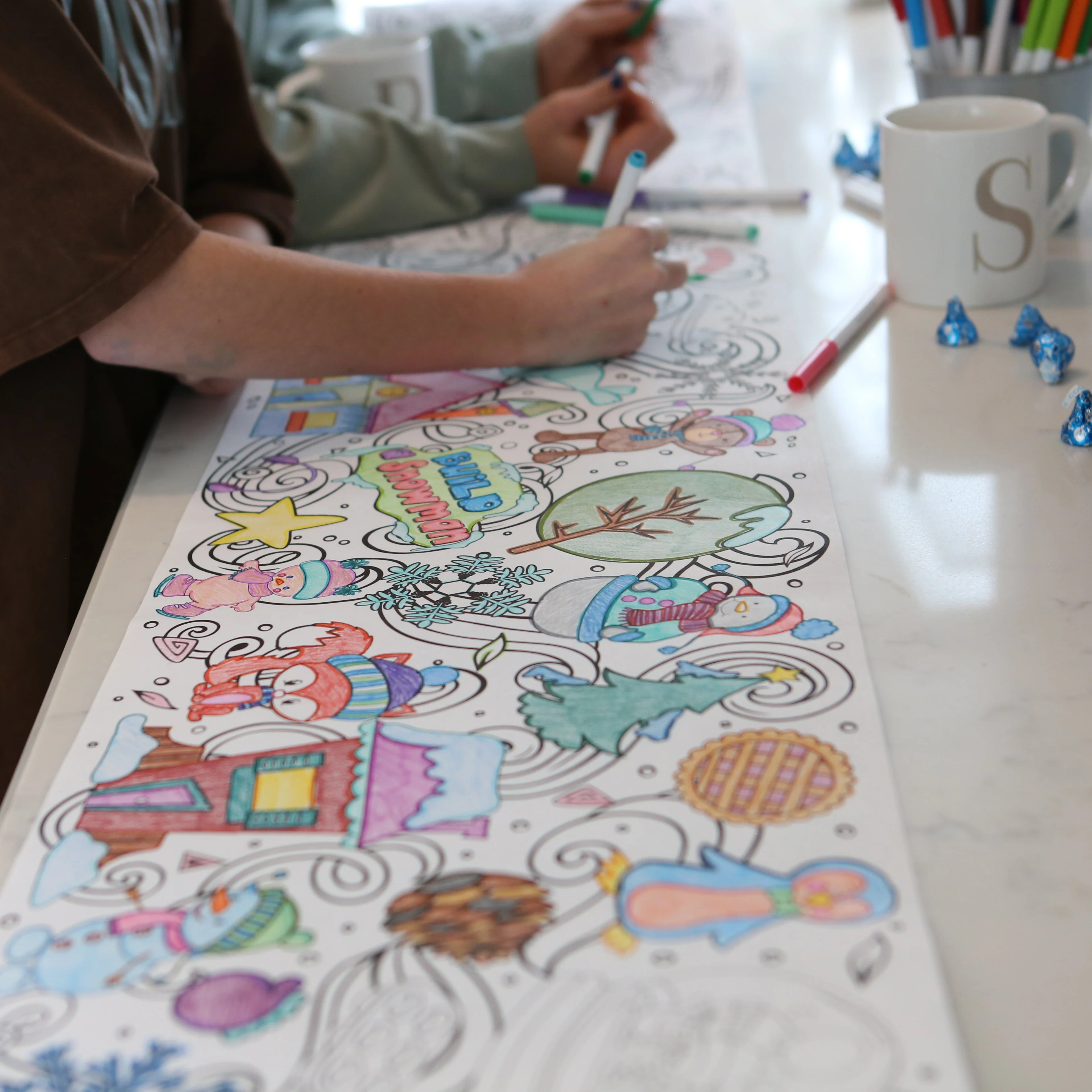 Winter Wonderland 18-Foot Coloring Roll - Image 8